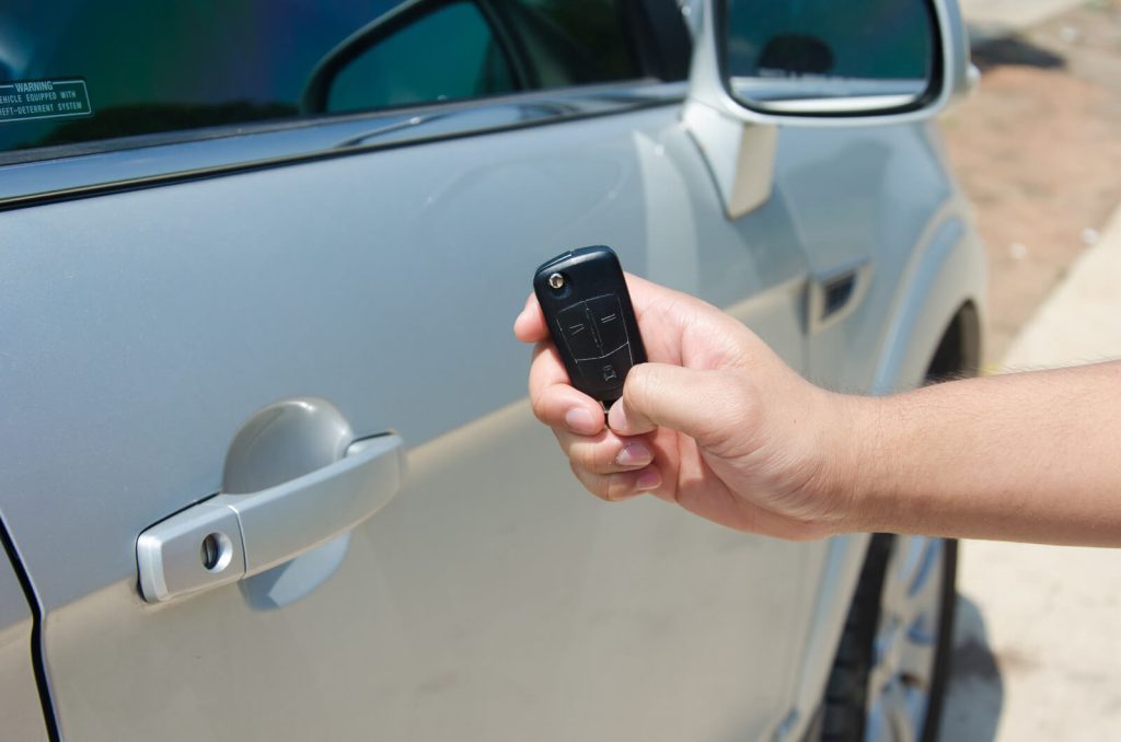 car immobiliser light on